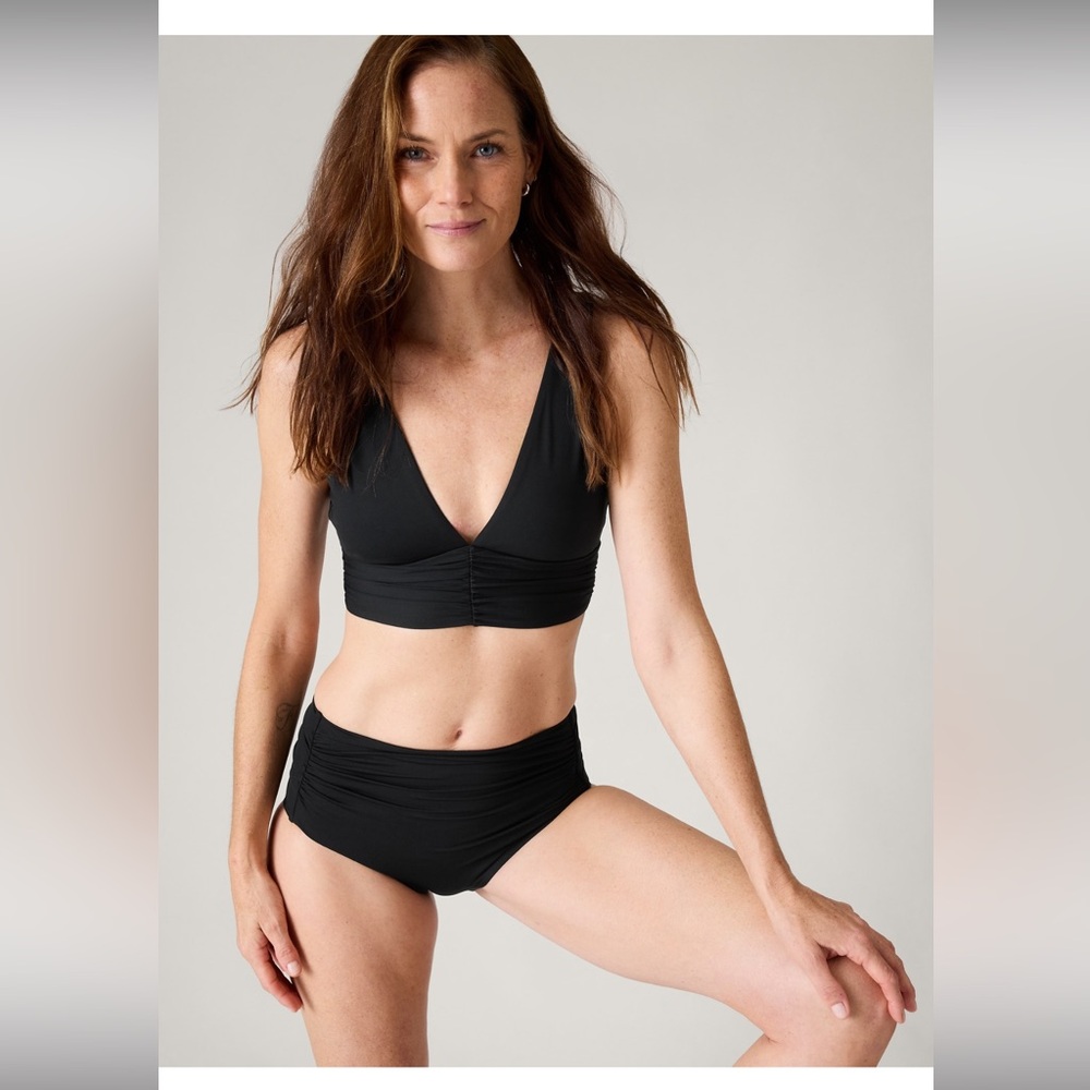 NWT-Athleta Horizon Bikini Top, Medium